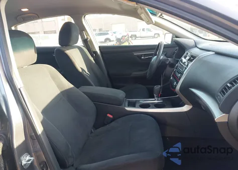 2015 Nissan Altima 2.5/2.5 S/2.5 Sl/2.5 Sv из США, поврежденный, VIN 1N4AL3AP9FC121468